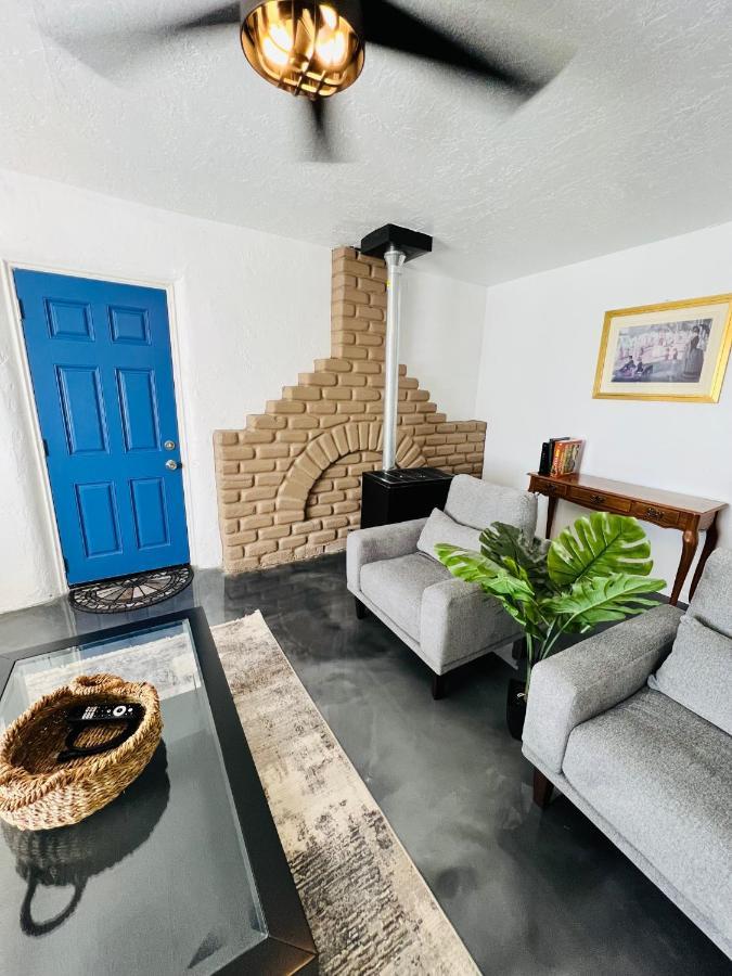 Los Casita Azul- Cozy Blue House Villa Los Lunas Dış mekan fotoğraf